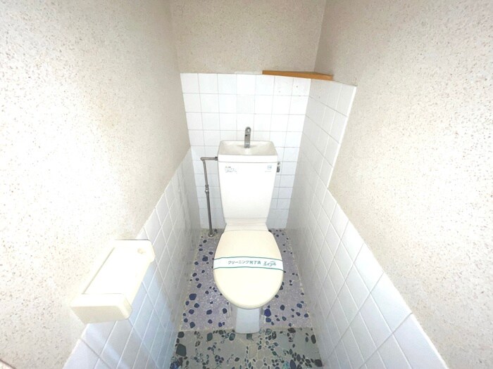 物件内観写真13　(トイレ)