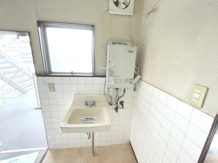 物件内観写真14　(洗面)