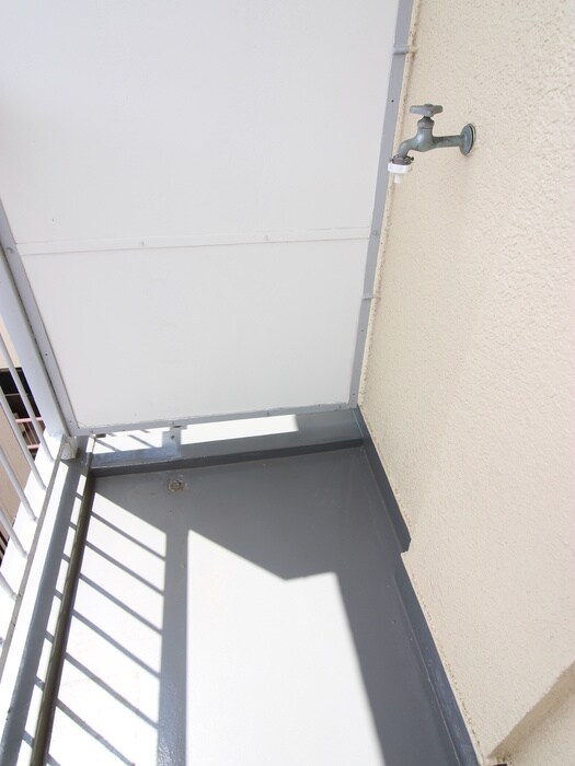 物件内観写真17　(洗濯機置場)