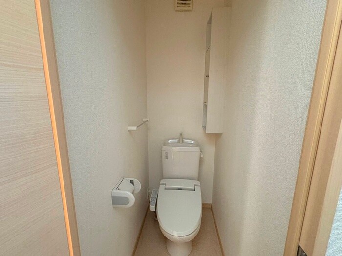 物件内観写真11　(トイレ)