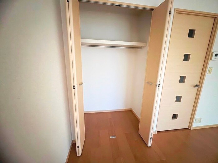 物件内観写真21　(収納)