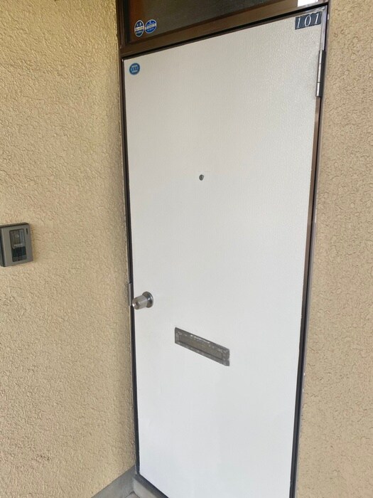 物件内観写真22　(玄関)