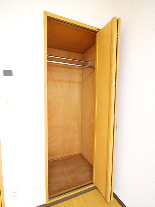 物件内観写真11　(収納)