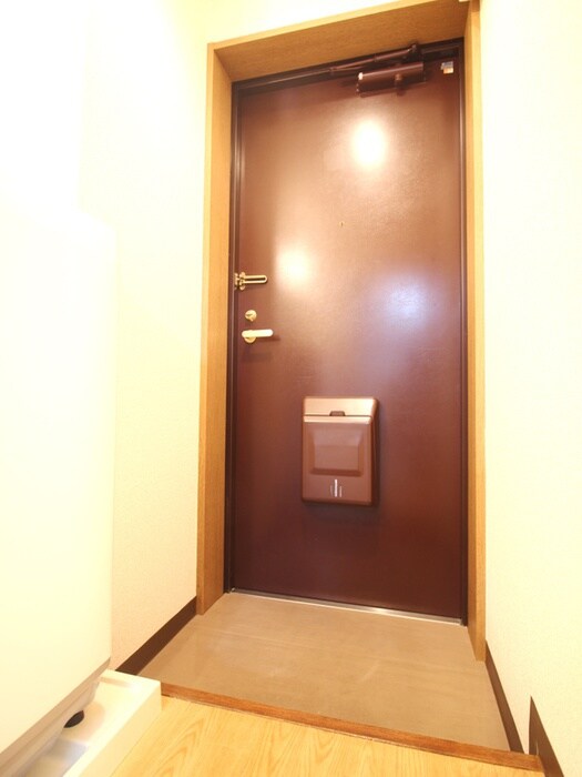 物件内観写真15　(玄関)