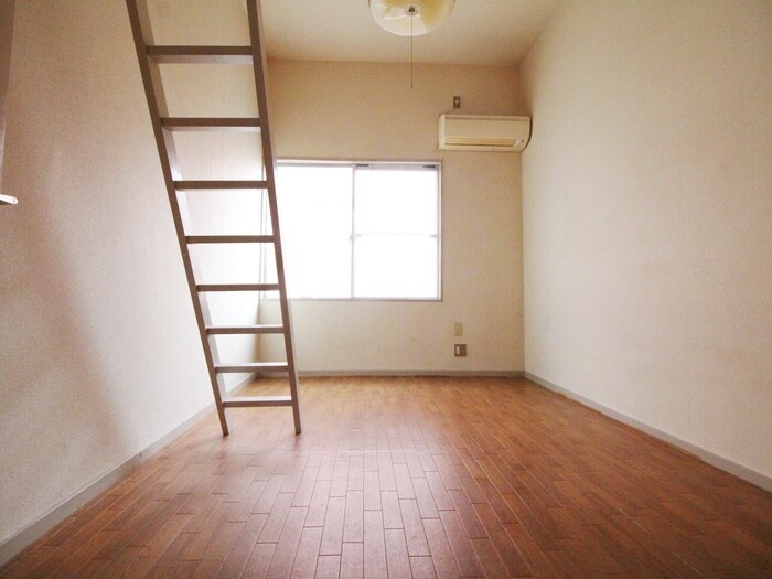 物件内観写真7　(居室)