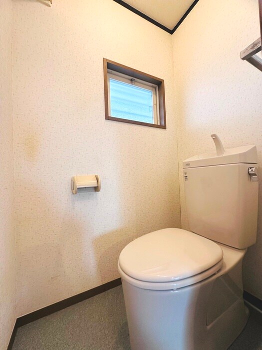 物件内観写真10　(トイレ)