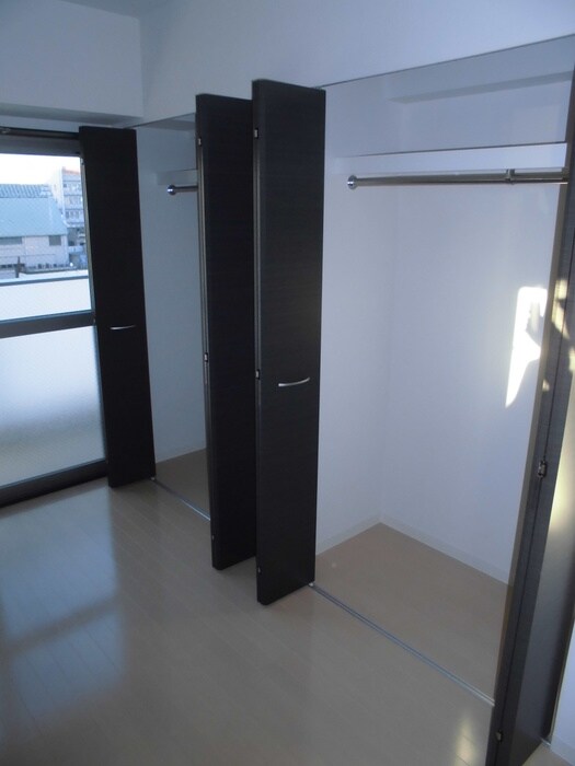 物件内観写真11　(収納)