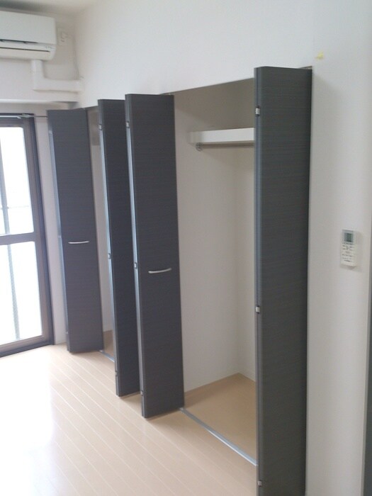 物件内観写真12　(収納)