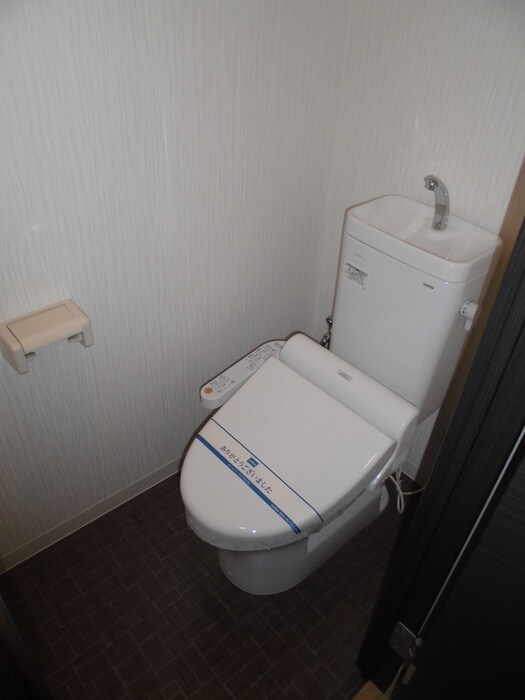 物件内観写真13　(トイレ)