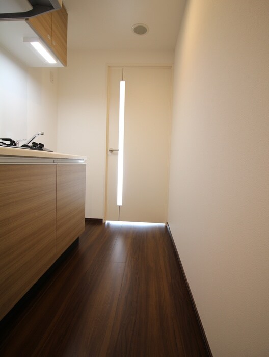 物件内観写真7　(廊下)