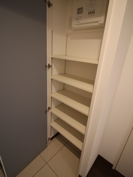 物件内観写真15　(靴箱)