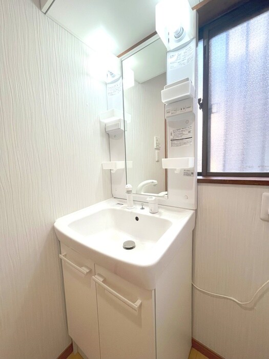 物件内観写真13　(洗面)