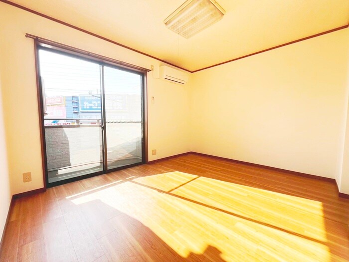 物件内観写真7　(居室)