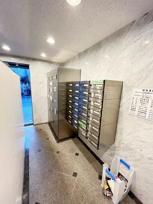 物件外観写真4　(建物設備)