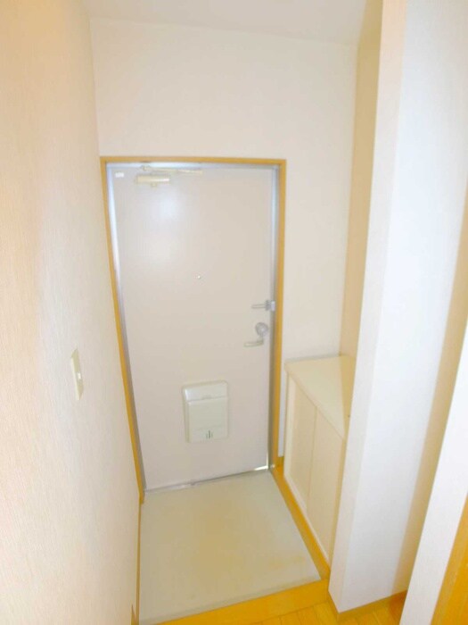 物件内観写真21　(玄関)