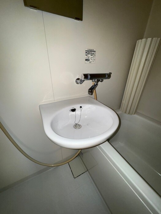 物件内観写真13　(洗面)