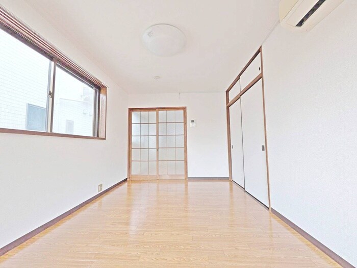 吉田ハイツの居室