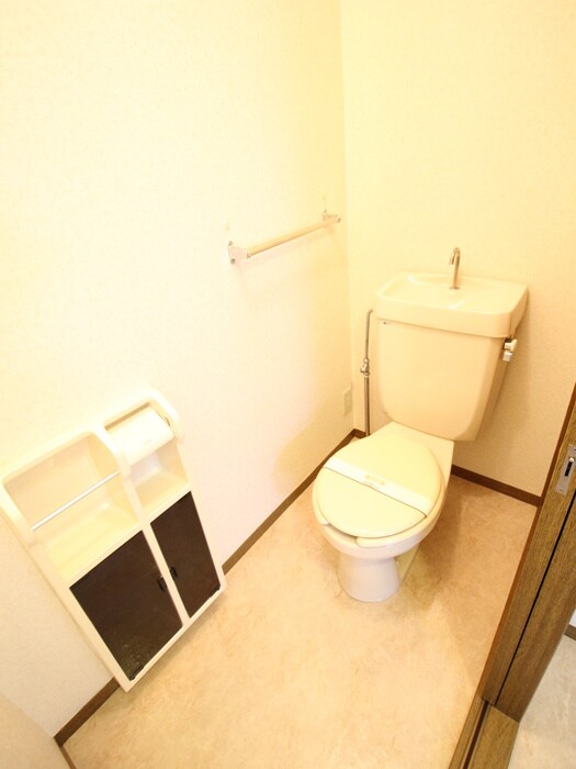 物件内観写真16　(トイレ)