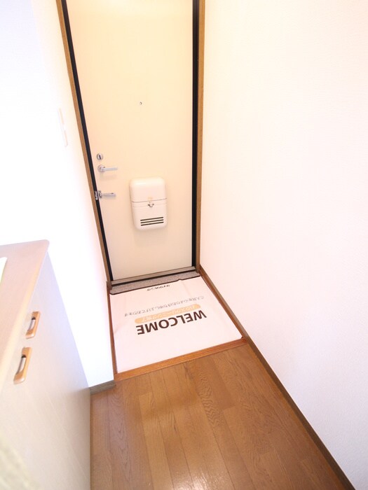 物件内観写真19　(玄関)