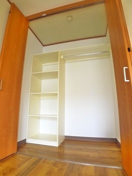 物件内観写真11　(収納)