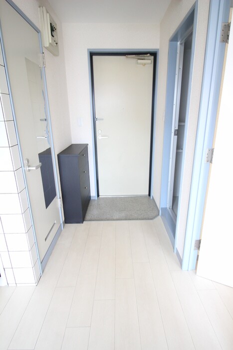 物件内観写真18　(廊下)