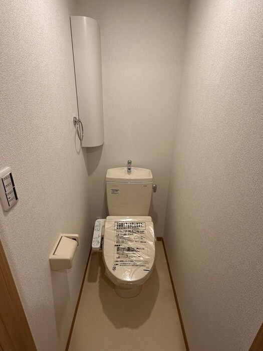 物件内観写真12　(トイレ)