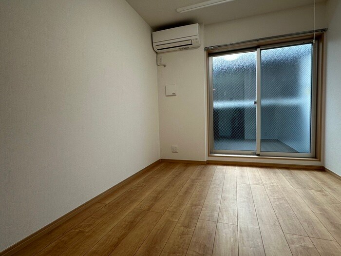 物件内観写真14　(居室)