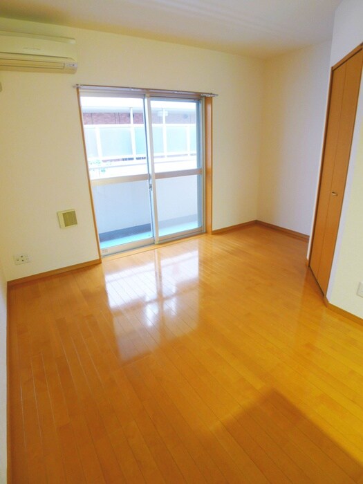 物件内観写真14　(玄関)