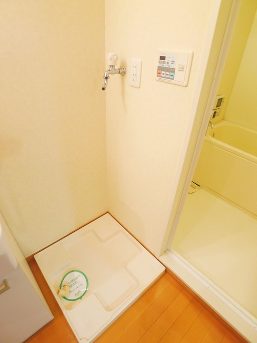 物件内観写真22　(洗濯機置場)