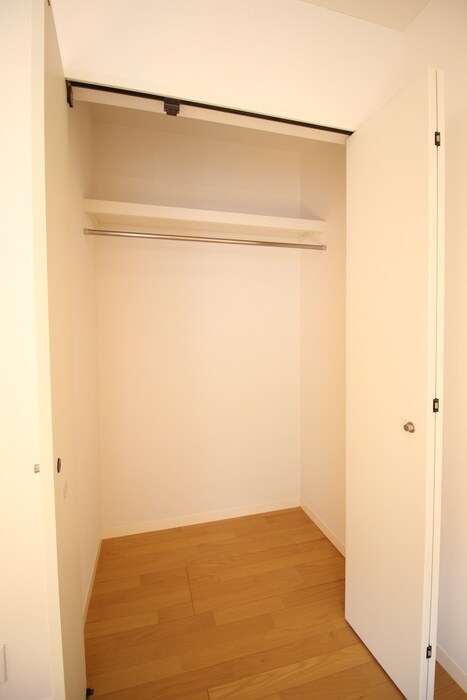 物件内観写真11　(収納)