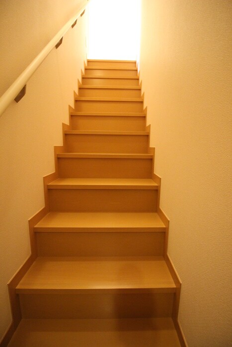 物件内観写真18　(廊下)