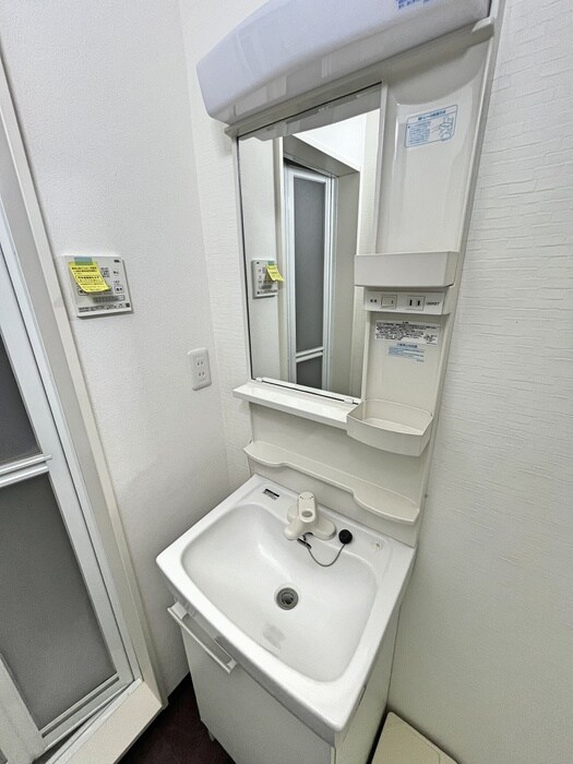 物件内観写真13　(洗面)