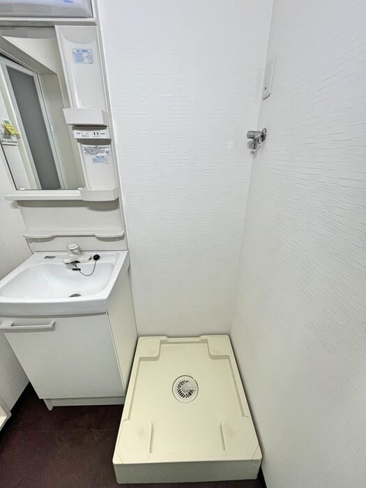 物件内観写真14　(洗濯機置場)