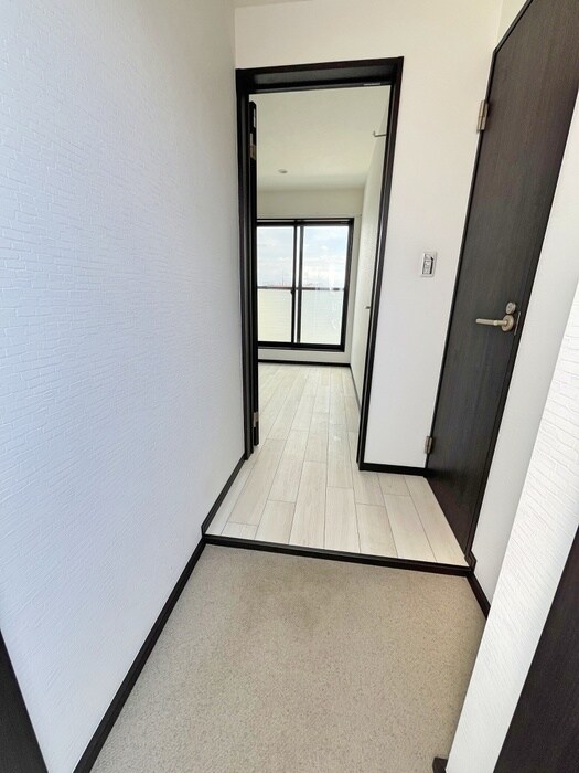 物件内観写真17　(廊下)