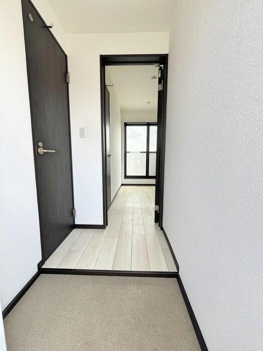 物件内観写真21　(廊下)