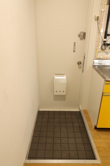 物件内観写真19　(玄関)