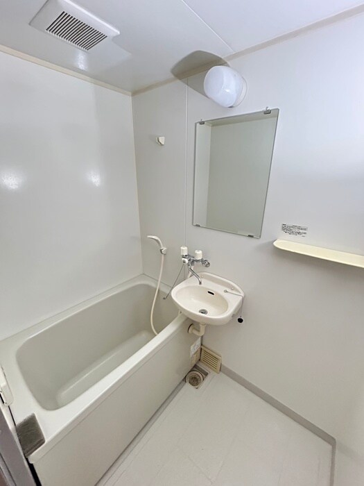 物件内観写真12　(バス／シャワールーム等)