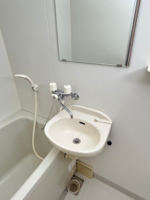 物件内観写真13　(洗面)