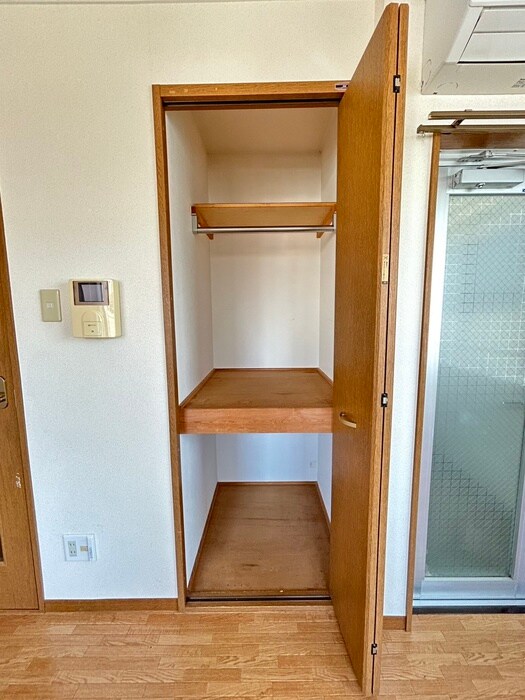 物件内観写真18　(収納)