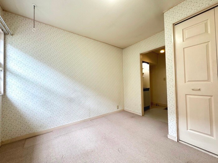 物件内観写真8　(居室)