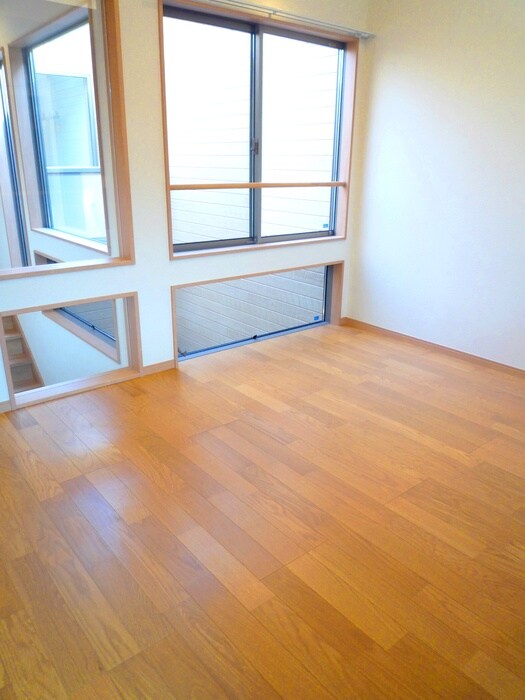 物件内観写真10　(居室)