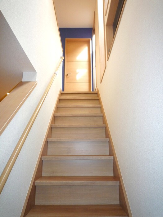 物件内観写真17　(廊下)