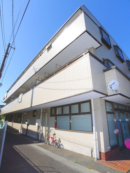 チュリス蓮田外観写真
