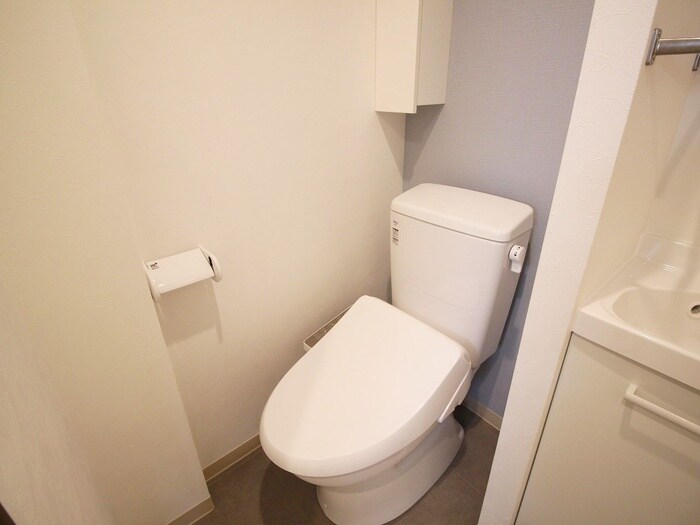 物件内観写真13　(トイレ)