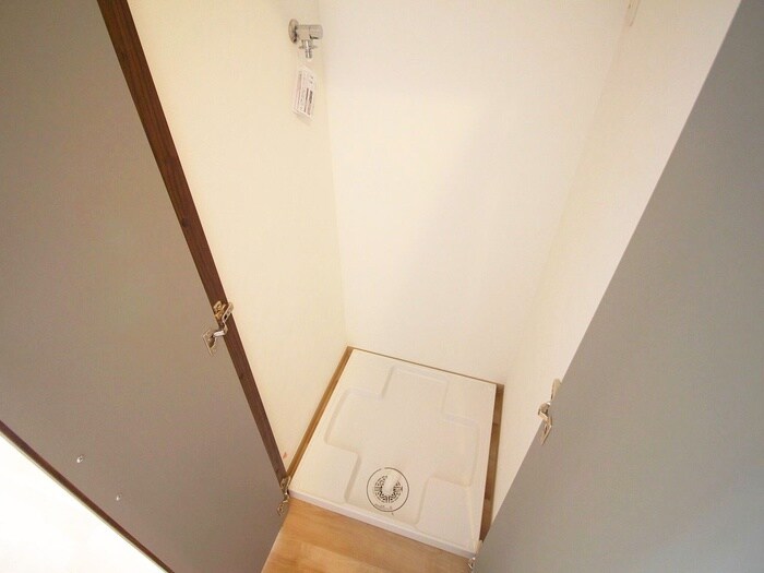 物件内観写真19　(洗濯機置場)