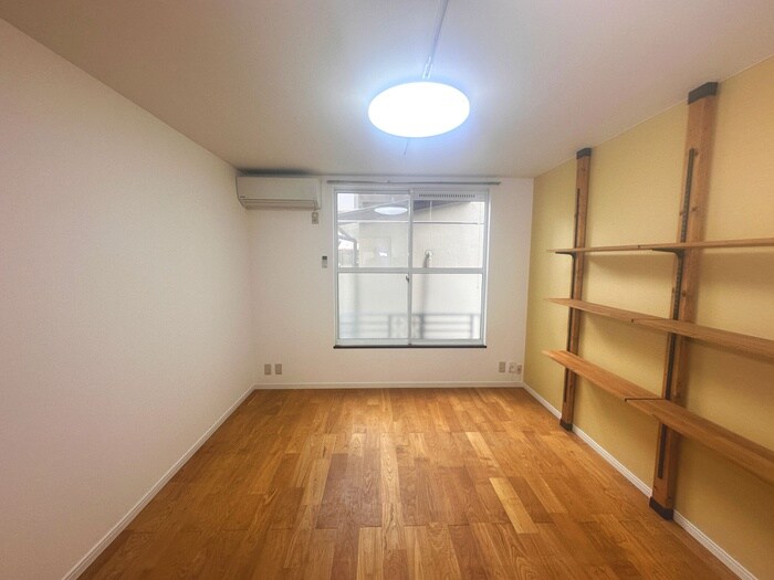 物件内観写真9　(居室)