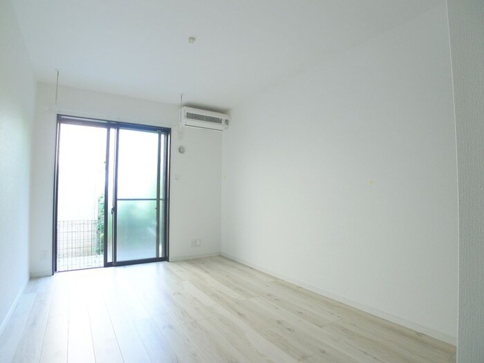 物件内観写真21　(居室)