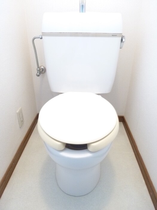 物件内観写真12　(トイレ)