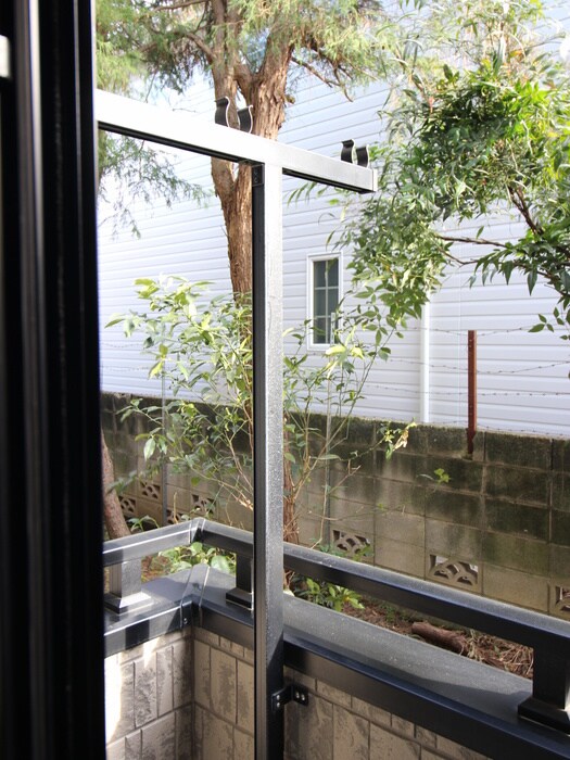 物件内観写真22　(室内からの展望)