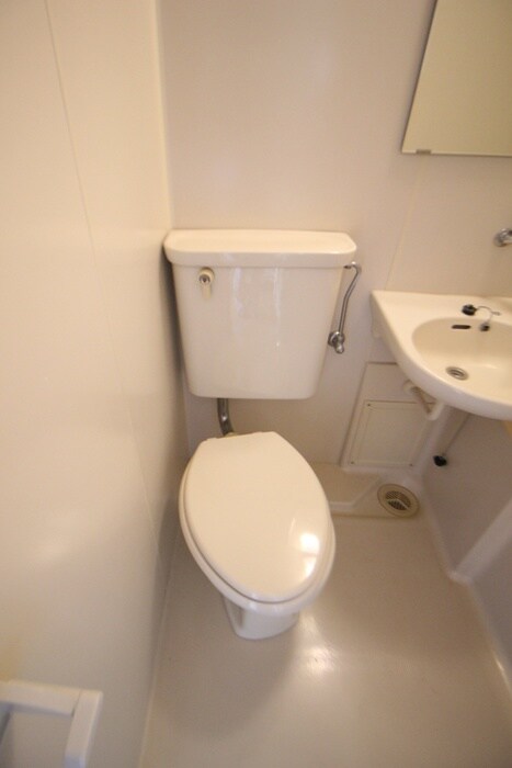 物件内観写真9　(トイレ)